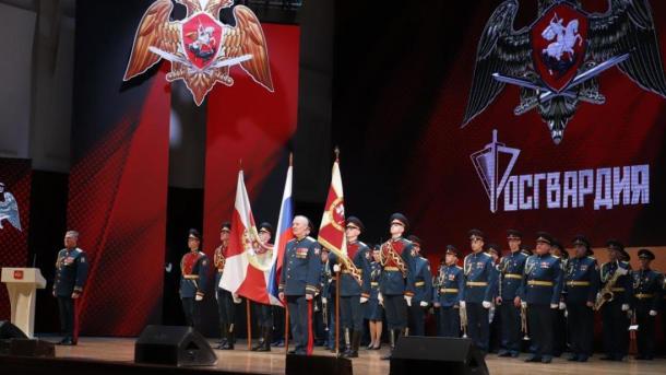 В Новосибирске орден Жукова украсил знамёна сибирских гвардейцев