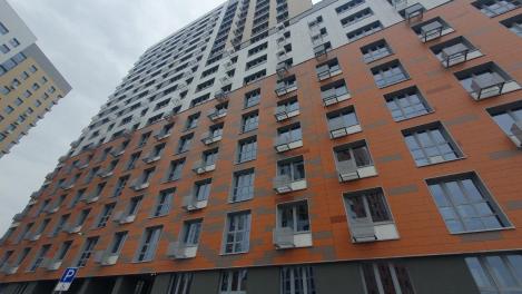 В Омске ввели в эксплуатацию новый жилой дом на улице 70 лет Октября