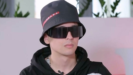 Музыкант из Новосибирска Slava Marlow покинул Россию