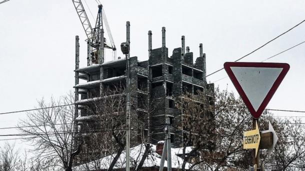 Спустя 14 лет дом на 11-й Ремесленной начали демонтировать