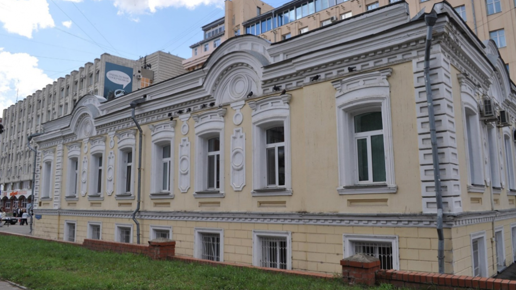 В центре Омска за 18,3 миллиона отреставрируют историческое судебное здание