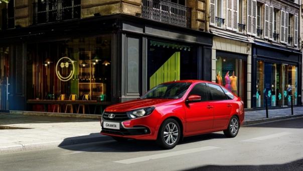 Составлен ТОП-5 самых недорогих автомобилей в Омске и Новосибирске