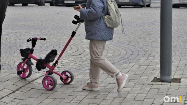 В центре Омска обустроят тротуар почти за 4 миллиона рублей