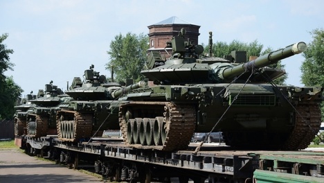 Зарплаты до 170 тысяч: в омскую «оборонку» набирают 1,5 тысячи новых сотрудников