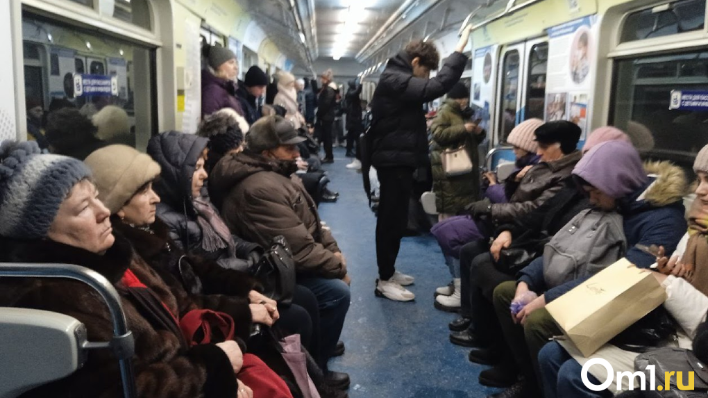 В новосибирском метрополитене к открытию станции «Спортивная» обновят голоса дикторов