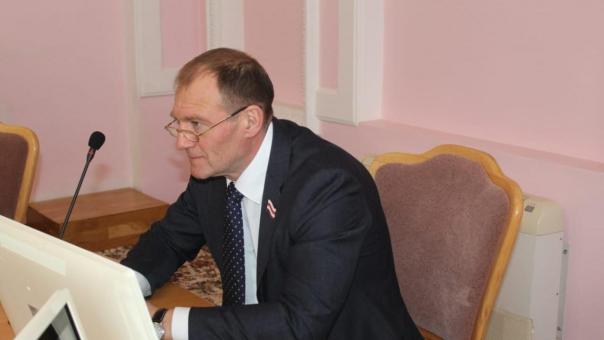Омский городской Совет: празднование юбилея не отвлекает от насущных проблем региона