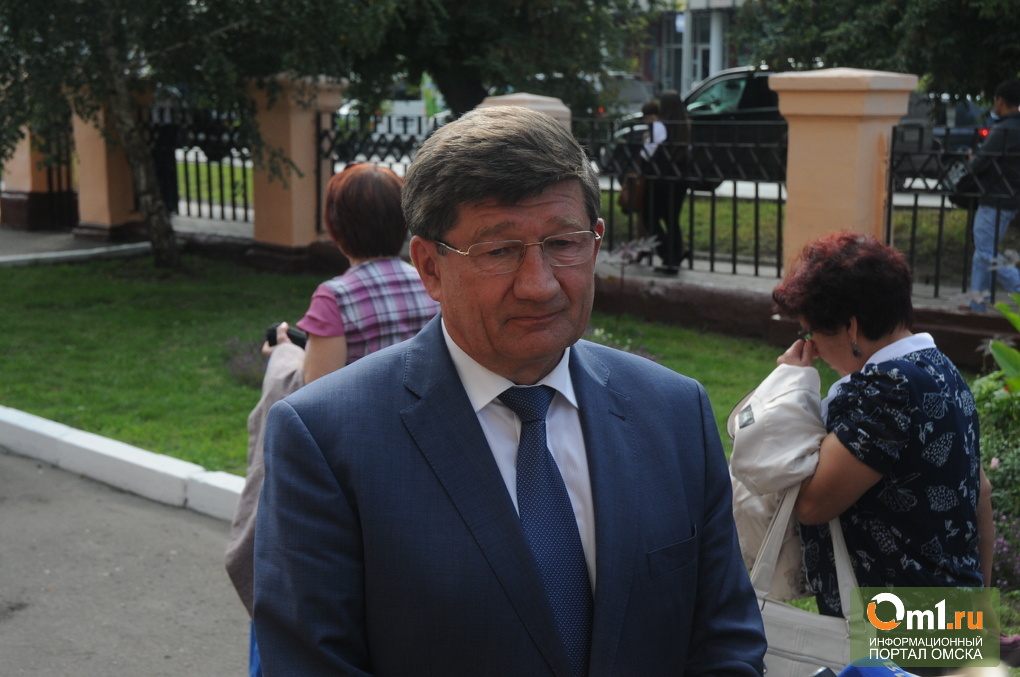 Омский мэр Двораковский опустился в медиарейтинге на 11 позиций