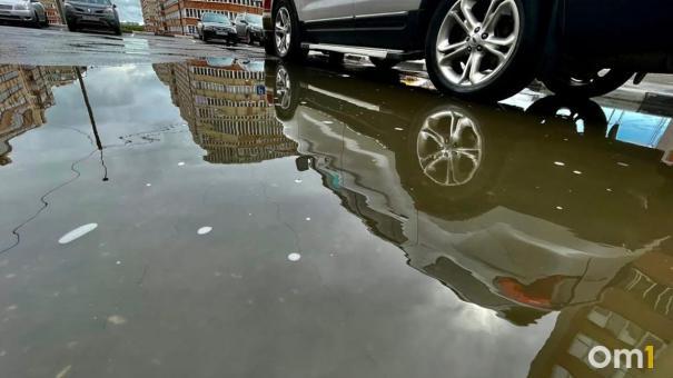 Мэр Сергей Шелест поручил взять на особый контроль откачку воды после ливня в Омске