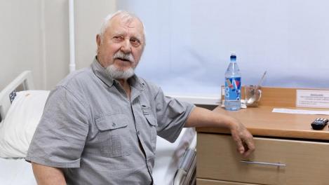 87-летний пациент стал рекордсменом Центра Мешалкина: операция, риск и невероятное восстановление