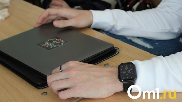 Омичам назвали профессию, где можно получать до 360 тысяч в месяц