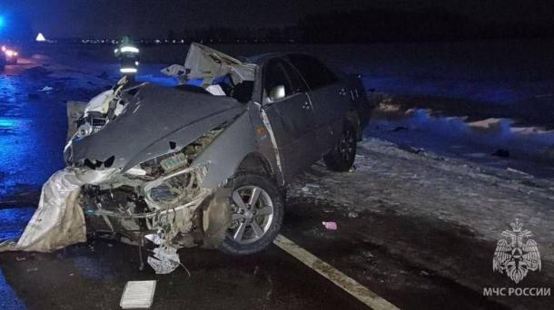 Авария на трассе Омск — Тюмень: лоб в лоб столкнулись две легковушки