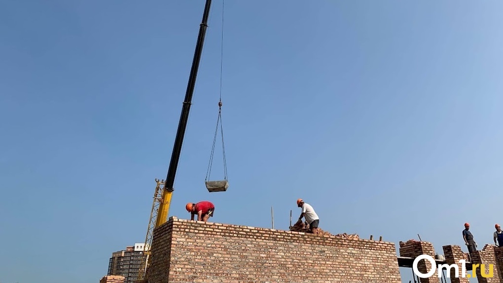 Омская Гострудинспекция нашла виновных в гибели рабочего, упавшего с 15-го этажа