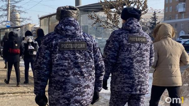 Пьяный омич устроил дебош в караоке-баре Новороссийска