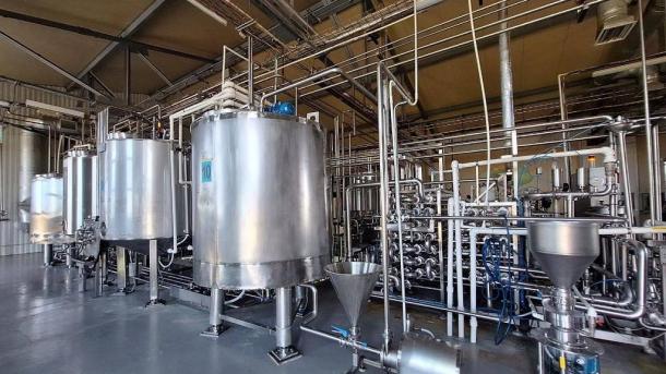 На обновление омских молокозаводов в 2024 году направят 50 млн рублей