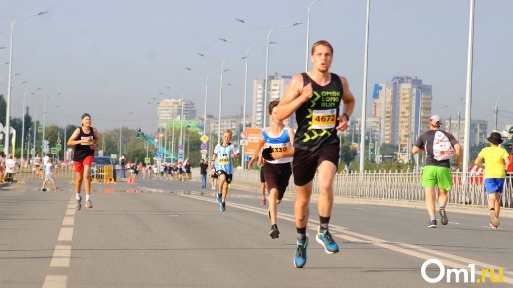 На старт Сибирского международного марафона в Омске вышли почти 5,5 тысяч спортсменов