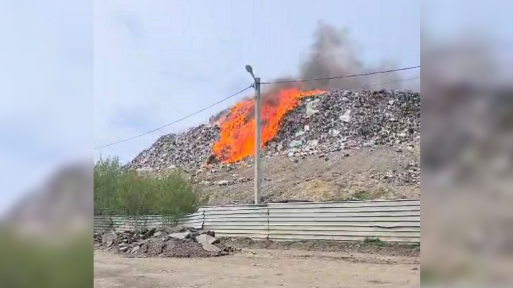 Что известно об огромном пожаре на мусорном полигоне у Хилокского рынка? История катастрофы