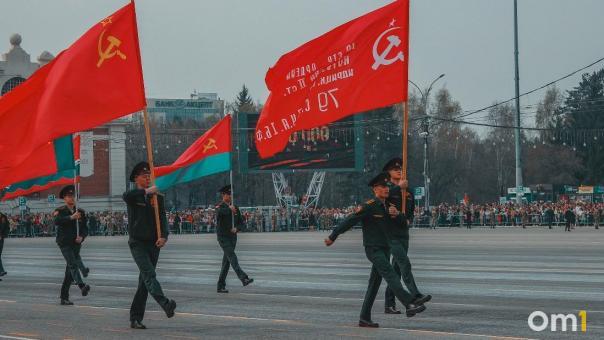 Парады, салюты и фейерверки: в Новосибирске начали готовиться к Дню Победы