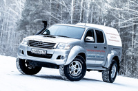 Cпасаемся от зомби на Toyota HiLux Arctic Trucks 35