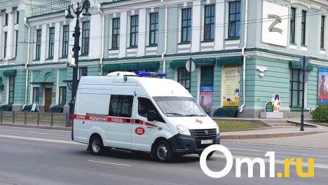 На майских выходных омские медики спасали пациента на вертолёте