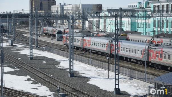 Ребёнок попал под колёса электрички в Омске