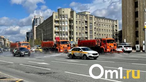 Цены на такси взлетели в Омске из-за пробок в центре города