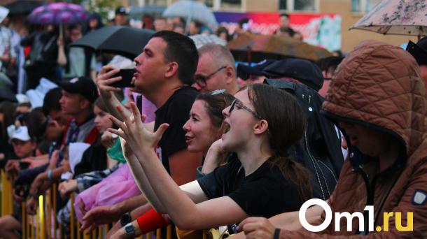 Омичи раскупают дешёвые билеты на Гуфа