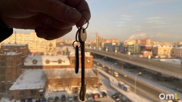 «Живём на заброшенных дачах». Ветеран Афгана тридцать лет ждёт квартиру в Омске