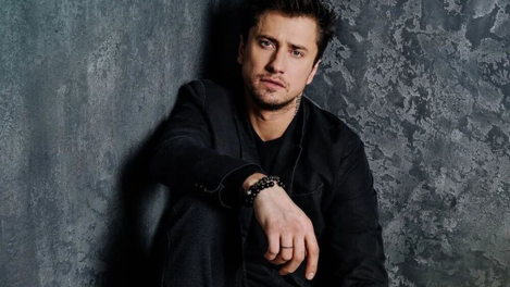 Новосибирский актёр Павел Прилучный рассказал об обидах на прозвище «Мажор»