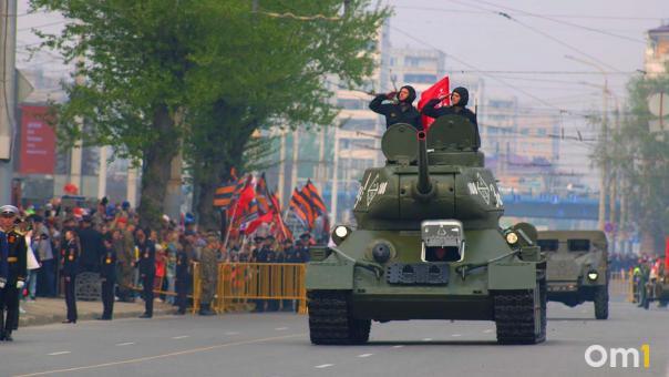 В Омске сэкономили полмиллиона рублей на украшении города к 9 Мая