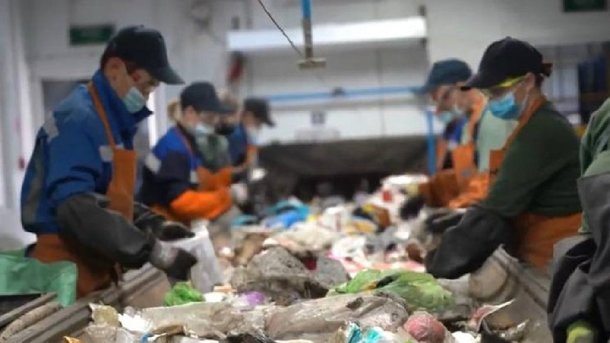 Путешествие одного мусорного пакета