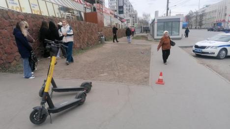 Пятнадцатилетняя омичка на самокате сбила старушку