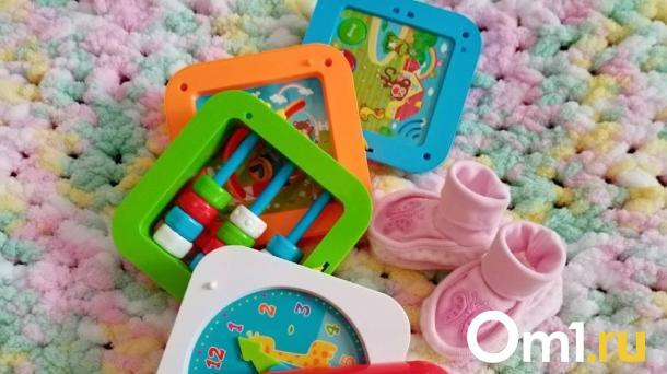 В Омской области появились на свет больше 1400 новорождённых-богатырей