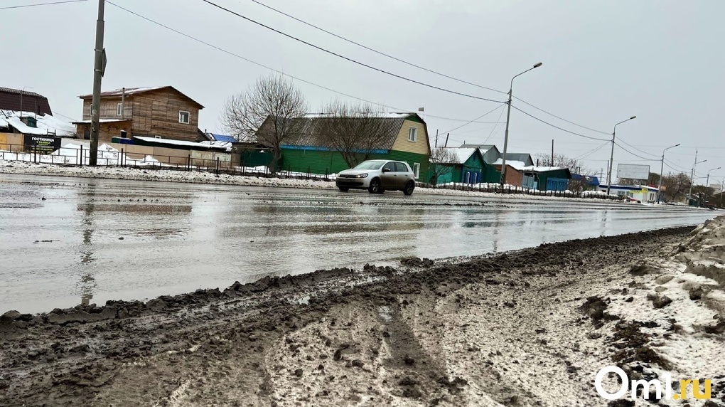 Дороги в частном секторе Омска перестали ремонтировать грязью с центральных улиц
