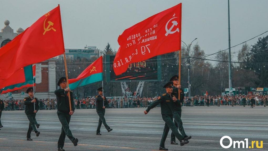 Как отмечали День Победы в Новосибирске в СССР и сейчас: от трудовых вахт до Бессмертного полка