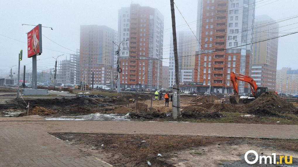 В Омске изменится работа светофоров на пересечении улиц Перелёта и Степанца