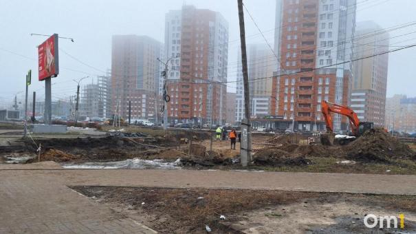 В Омске изменится работа светофоров на пересечении улиц Перелёта и Степанца