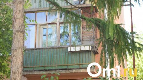 Стало известно, сколько стоят квартиры в советских и дореволюционных домах Омска