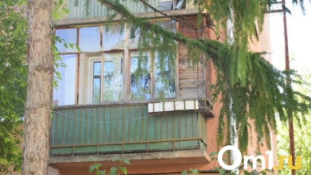 Стало известно, сколько стоят квартиры в советских и дореволюционных домах Омска