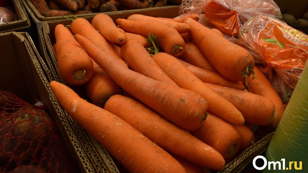 Золотая морковь: в Новосибирской области ускорился рост цен на овощи