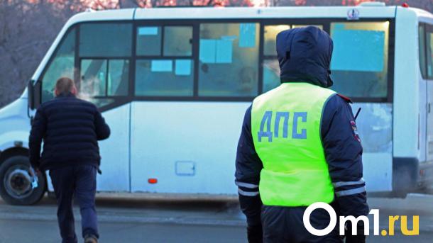 УФАС обвинило омский дептранс в нарушении прав перевозчика