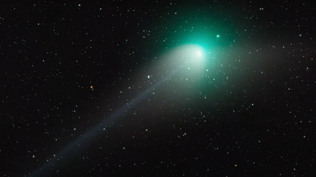 Новосибирцы смогут увидеть полёт зелёной кометы ZTF в прямом эфире