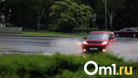 На омской улице изменили схему движения из-за работ по прокладке новой теплотрассы