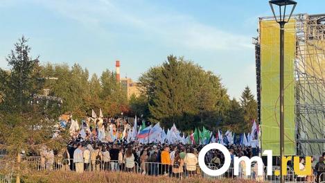 Парад студенчества – 2024 прошёл на Михайловской набережной в Новосибирске