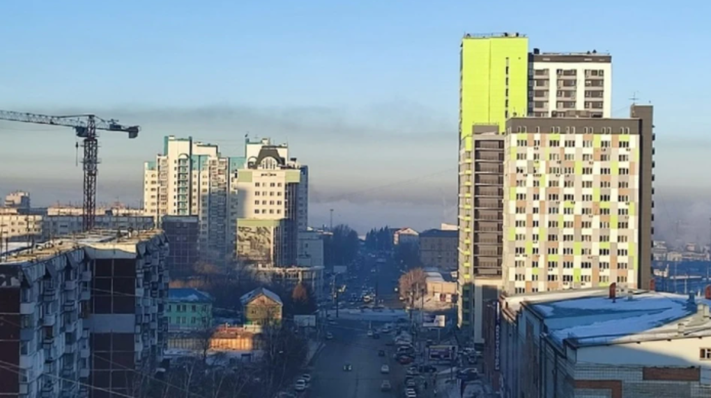 Снова тяжело дышать! Новосибирцы пожаловались на чёрный смог над Новосибирском. ФОТО