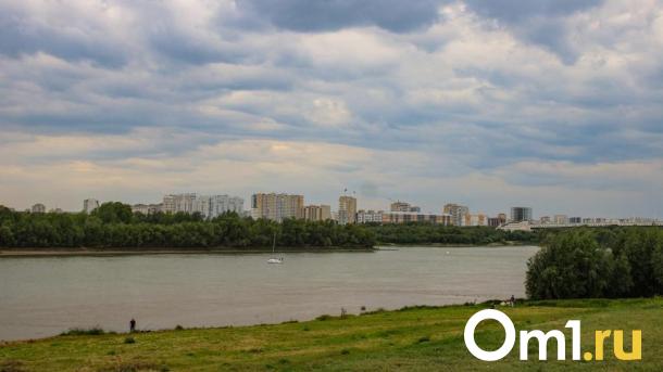 Режим «чёрного неба»: Омск столкнулся с повышенным уровнем загрязнения воздуха