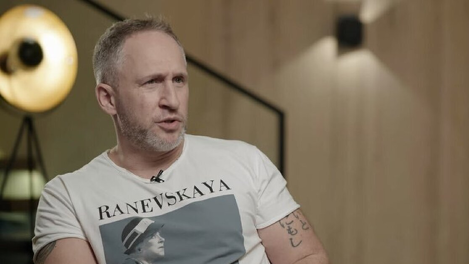 Актёр Оскар Кучера заявил, что принял участие в телепроекте «Звёзды сошлись» на НТВ только из-за денег