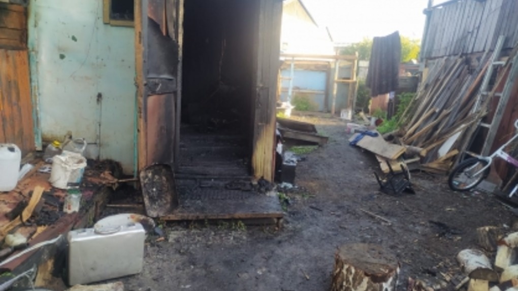 Тело в горящем доме: новосибирец погиб в пожаре в Новосибирской области. ФОТО