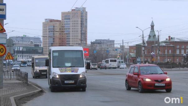 Теперь по 33: на известном омском маршруте вырастет стоимость проезда