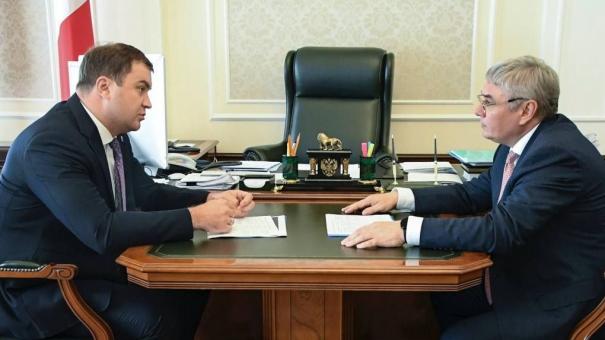 Виталий Хоценко анонсировал в Омске программу по замене электросетей в СНТ