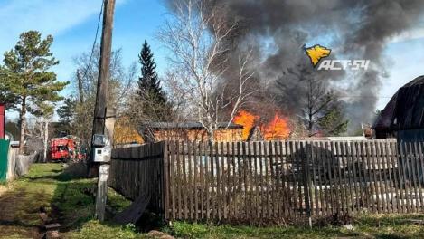 Пьяные хозяева и газовые баллоны: пожарные спасли «Золотую горку» от огненной катастрофы в Новосибирске